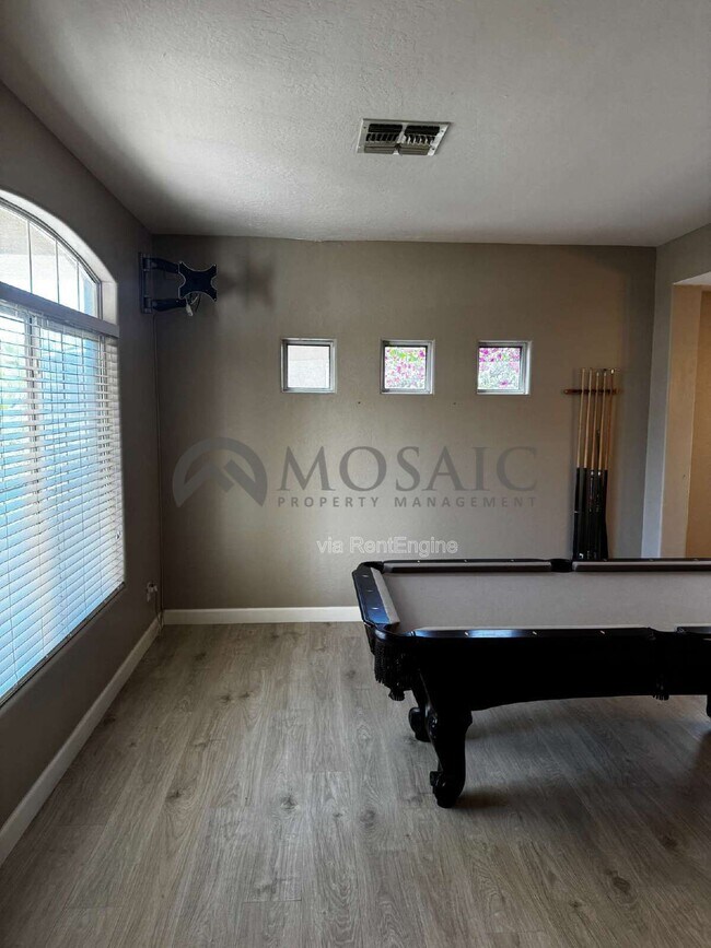 Foto del edificio - 3356 E Mayberry Ave