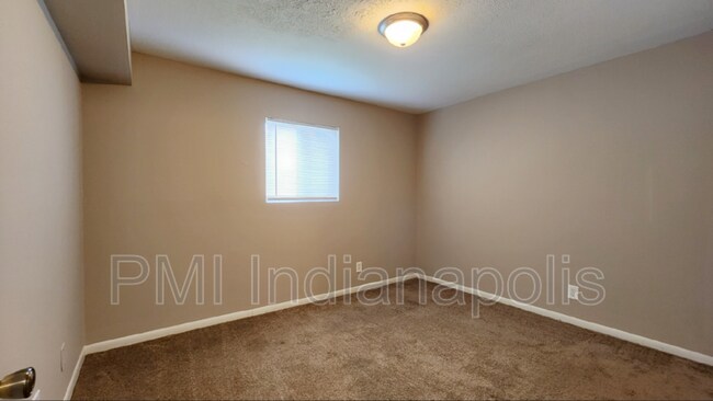 Foto del edificio - 6242 Eastridge Dr