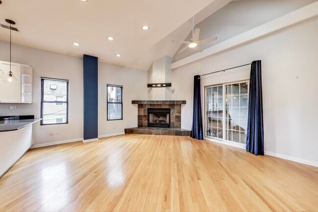 Foto del edificio - 1633 W Huron St