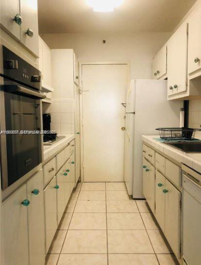 Foto del edificio - 100 Lincoln Rd