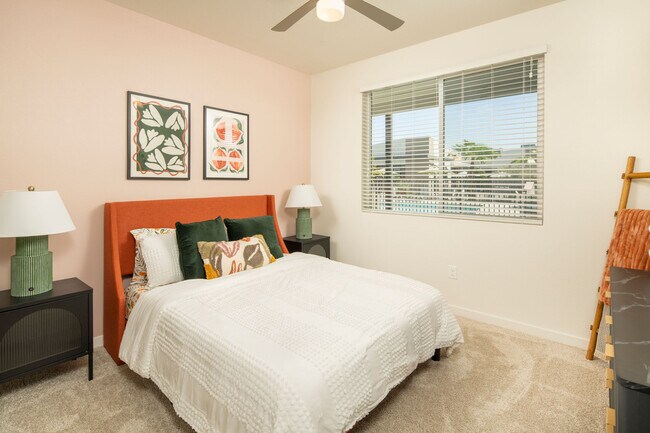 Foto del edificio - Streamliner 87th