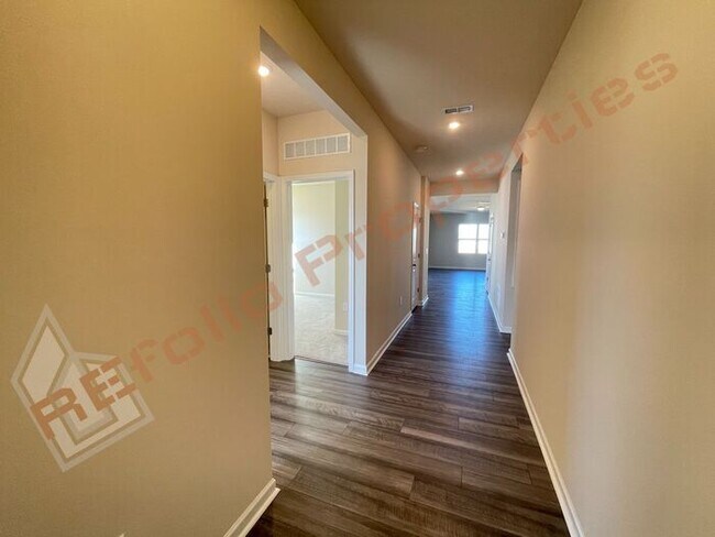 Building Photo - Brand New Modern Single Story 4 Bedroom 2 ...