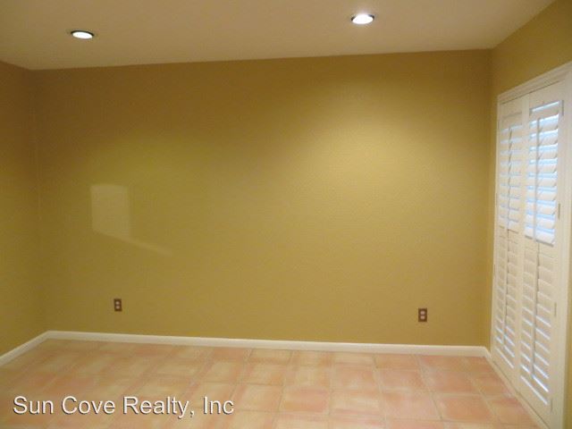 Building Photo - 13932 Clubhouse Cir