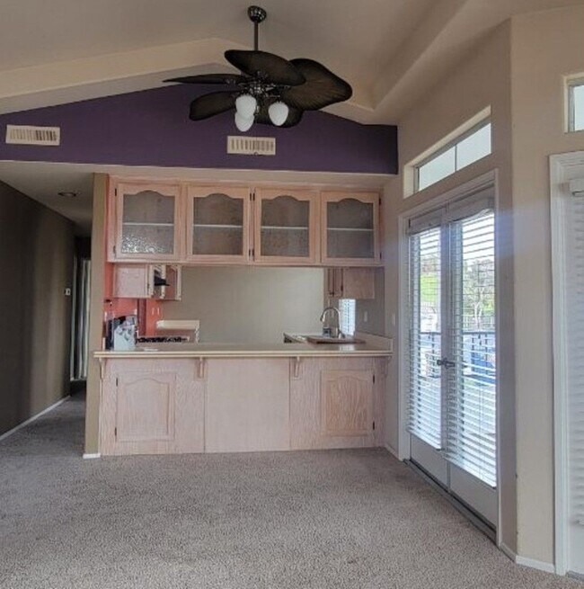 Building Photo - Beautiful, Tranquil, Welcoming - 2 Bed Hom...