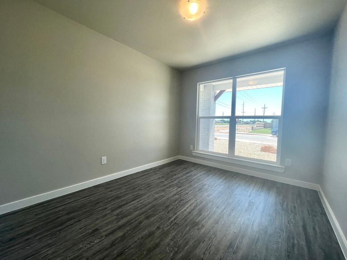 Foto del edificio - 4 bed 2 bath - Frenship ISD