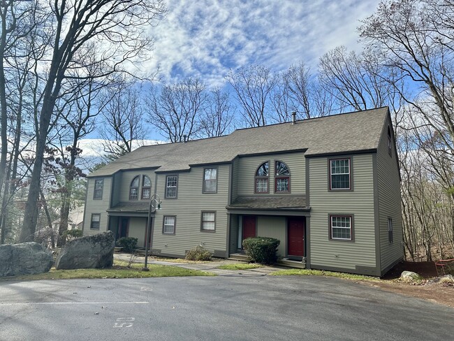 Foto del edificio - 1465 Hooksett Rd