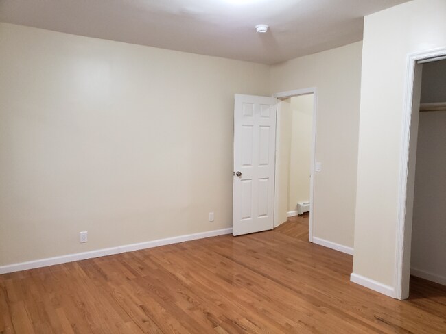 Building Photo - 2286 Beaumont Ave