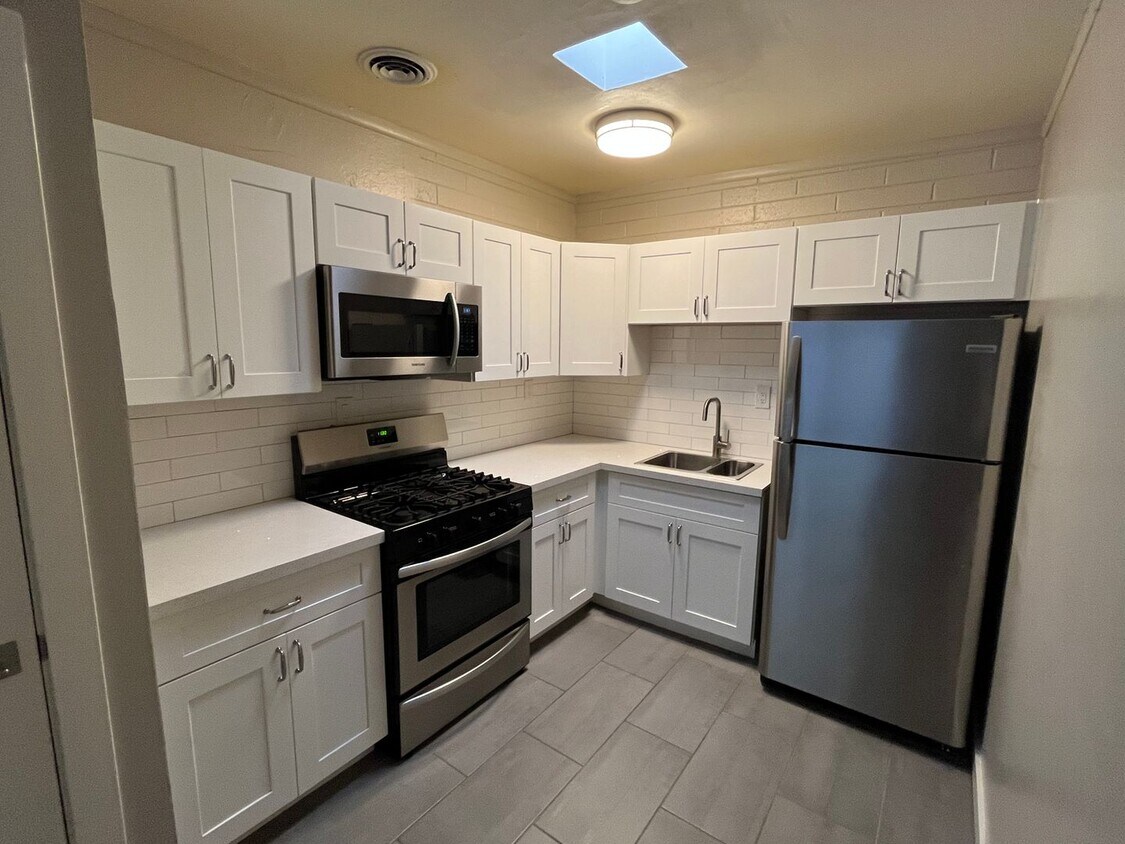 Foto principal - 626 S Wilson St