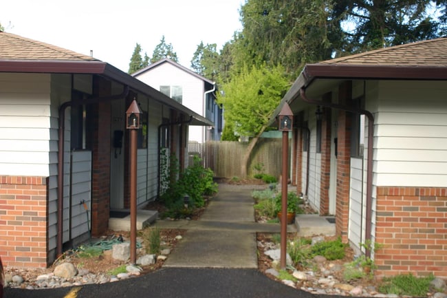 Building Photo - 407 SE 88th Ave