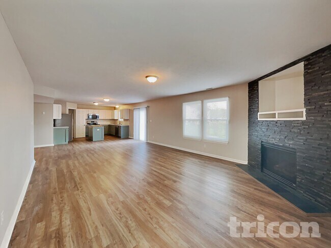 Foto del edificio - 7538 Mather Ln