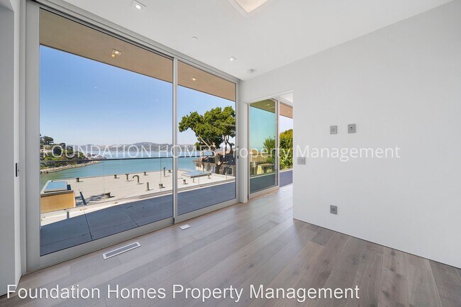 Foto del edificio - 1 br, 1 bath House - 115 South Street #A