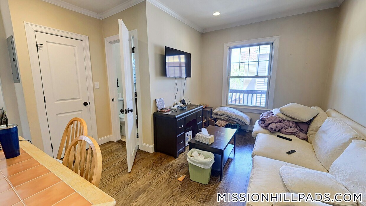 Foto principal - 2971 Washington St