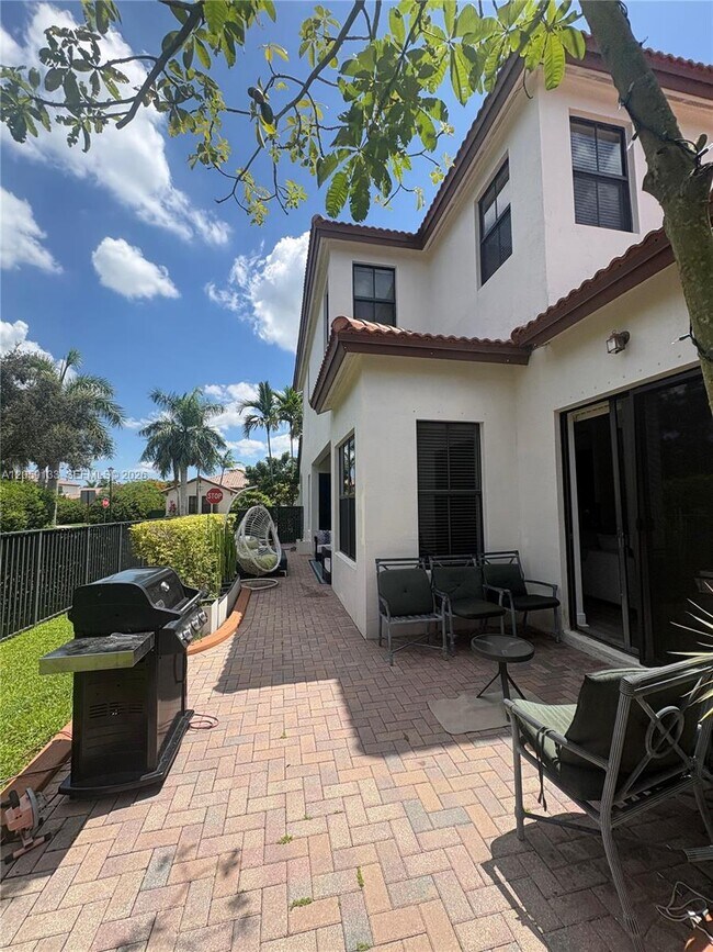 Foto del edificio - 8378 NW 39th Ct