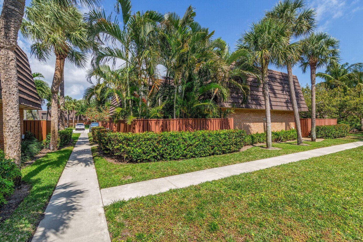 Foto principal - 1915 19th Ct