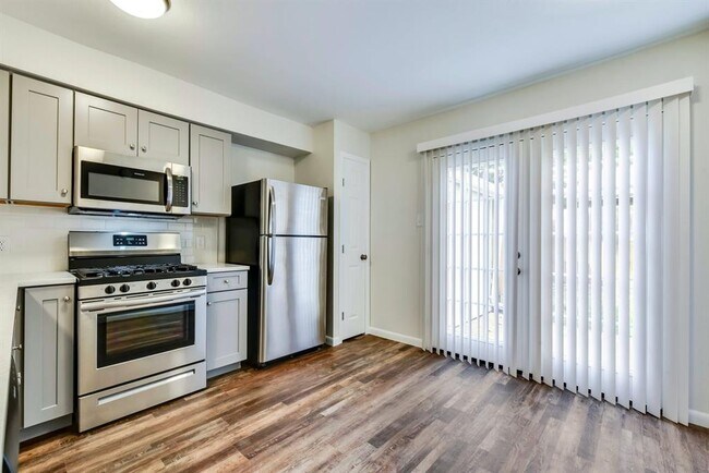 Foto del edificio - 124 W William Cannon Dr