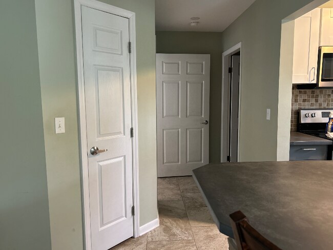 Building Photo - 2494 Riceville Rd