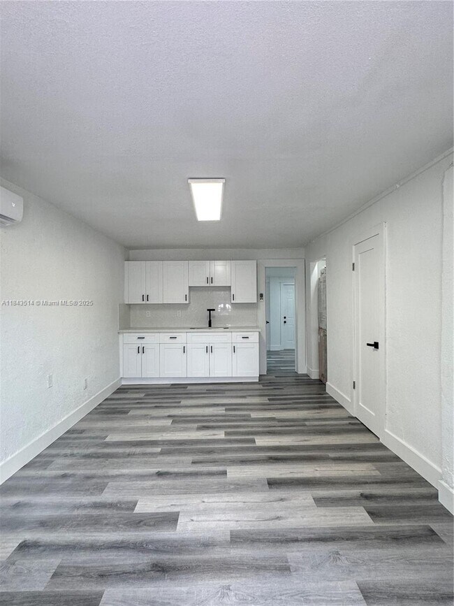 Building Photo - 17645 NW 37th Ave