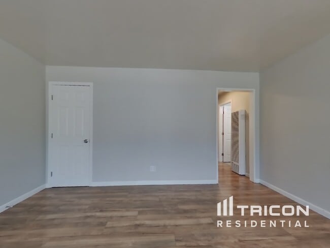Foto del edificio - 5206 Standish Rd