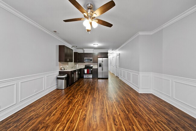 Foto del edificio - 738 N Avers Ave