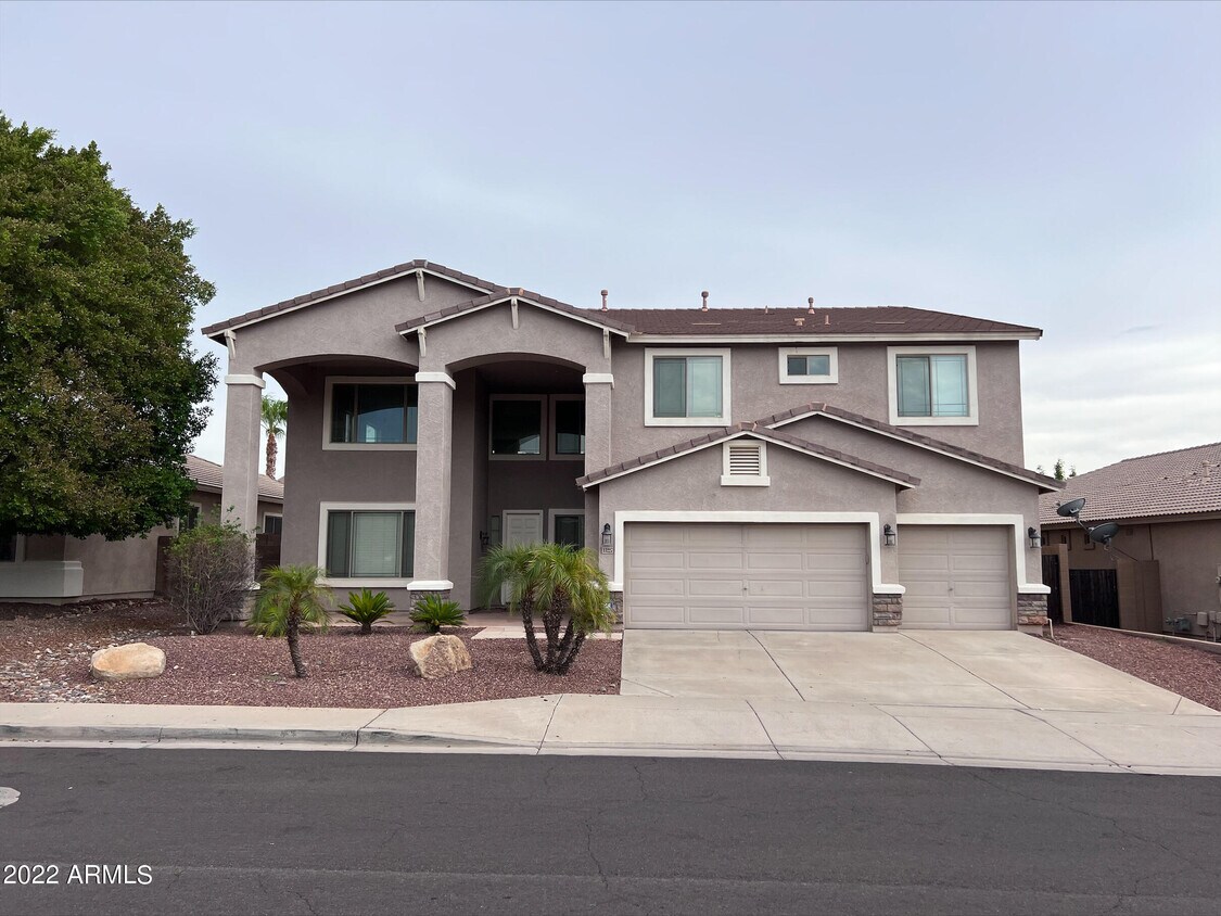 13227 W Berridge Ln, Litchfield Park, AZ 85340 House for Rent in