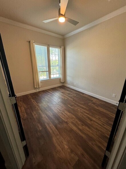 Foto del edificio - 28815 Chaffin Light