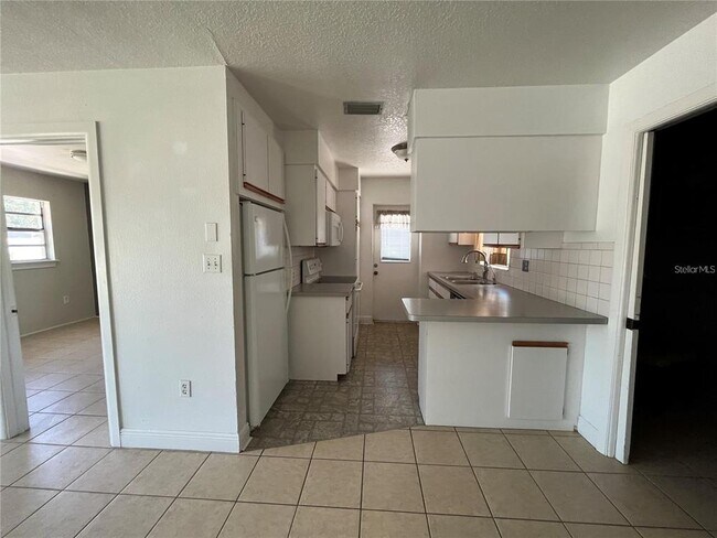 Foto del edificio - 3842 Hawkeye Cir