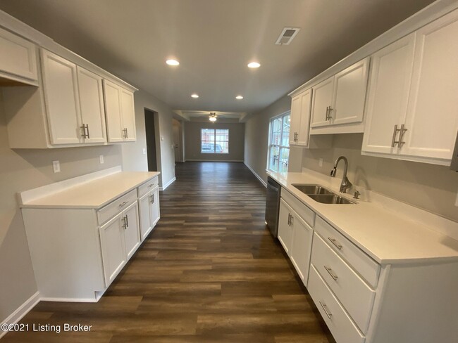 Building Photo - 8217 Arbor Meadow Way