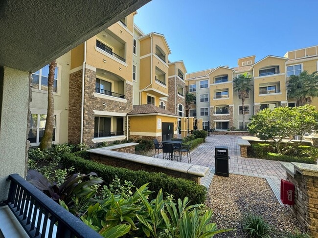 Foto del edificio - 8539 Gate Pkwy W