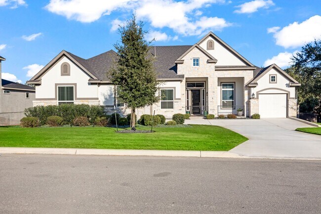 Building Photo - Stunning Single-Story Home with Designer Finishes, Private Pool & Expansive Greenbelt Lot