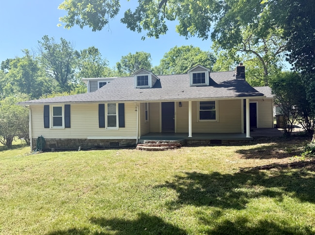 3 Bedroom 2 Bath Madison Charmer $1900/Mo - 3 Bedroom 2 Bath Madison Charmer $1900/Mo House