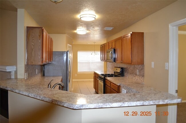 Building Photo - 16430 Canario Dr