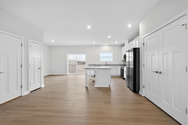 Foto del edificio - 43 Elmiraj Ct