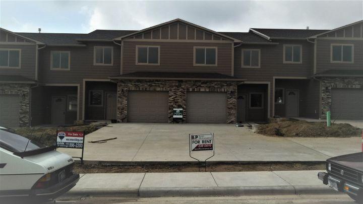 Primary Photo - 3 bedroom in Billings MT 59105