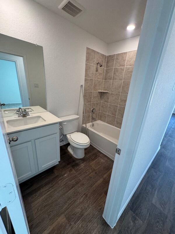 Building Photo - 2058 Zephyr Lily