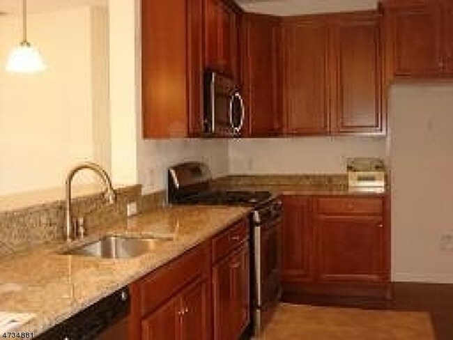 Building Photo - 201 Stone Creek Ct