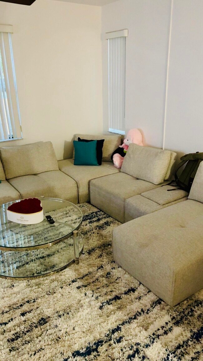 Foto del edificio - 3608 Shoma Dr