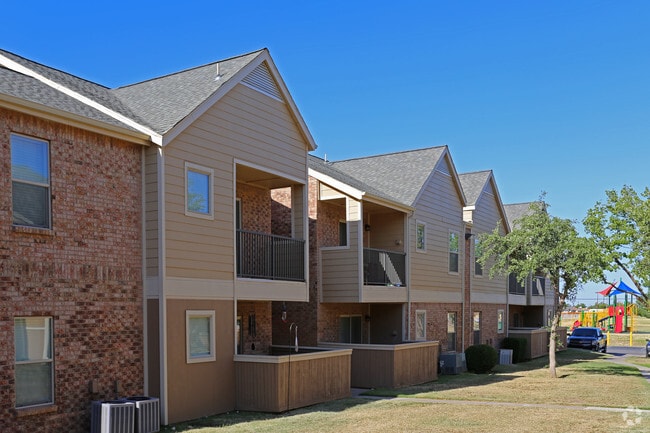 Building Photo - ReNew Midland