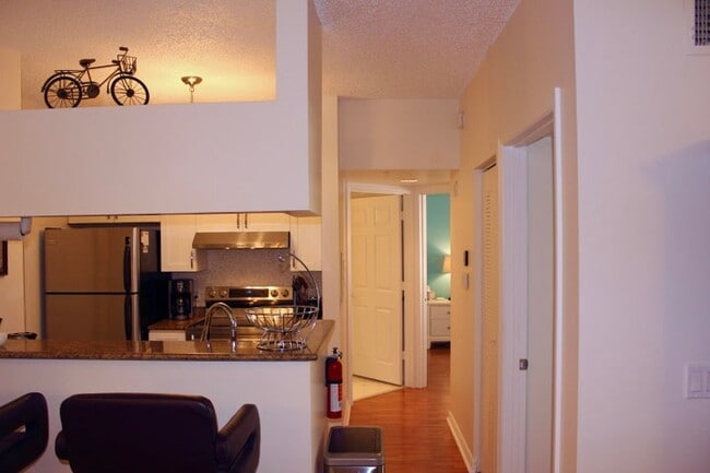 Building Photo - 3302 Tuscany Way