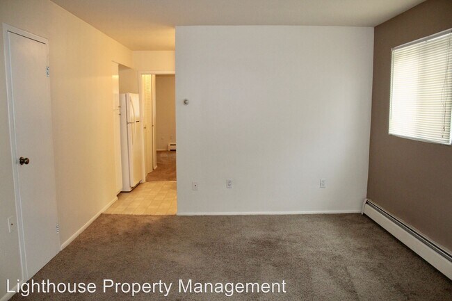 Foto del edificio - 511-515 Knapp St NE
