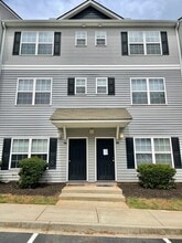 Building Photo - 128 University Village Dr