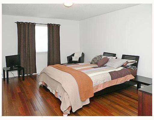 Building Photo - 108 Furness Way