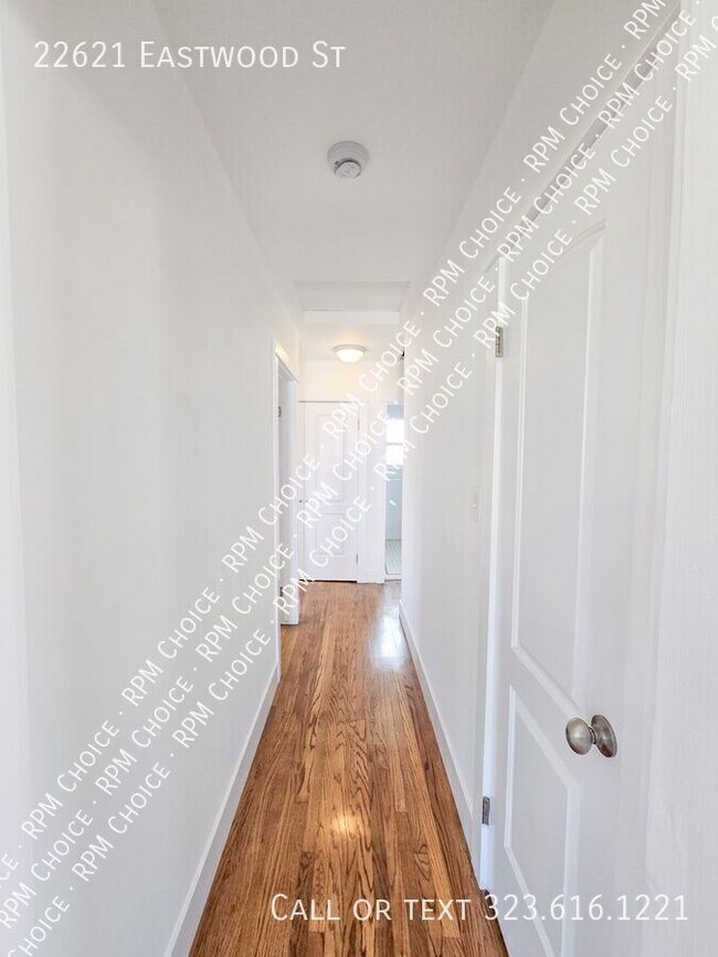 Foto del edificio - 22621 Eastwood St
