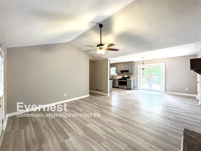 Building Photo - 8937 Tweeddale Dr