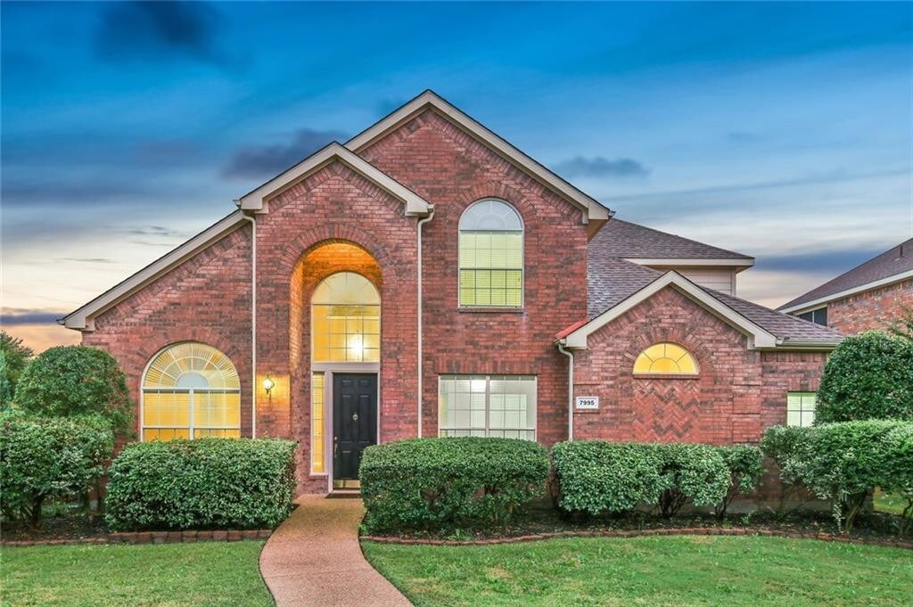 Foto principal - 7995 Quiet Meadow Ln