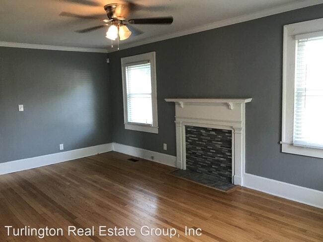 Building Photo - 2 br, 1 bath House - 610 N. Ellis Avenue