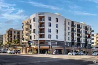 Building Photo - The DeMilo