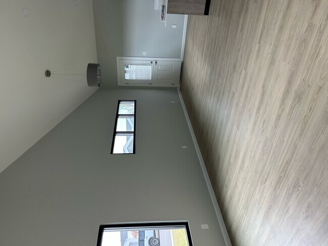 Foto del edificio - 2604 Mockingbird Rd