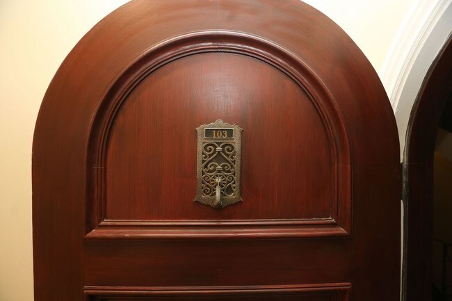 Foto del edificio - 499 Marina Blvd 103