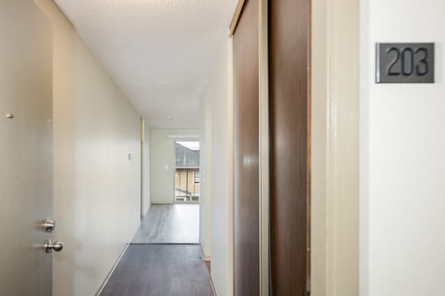 Interior Photo - Stonebridge Apartments - Convenient locati...