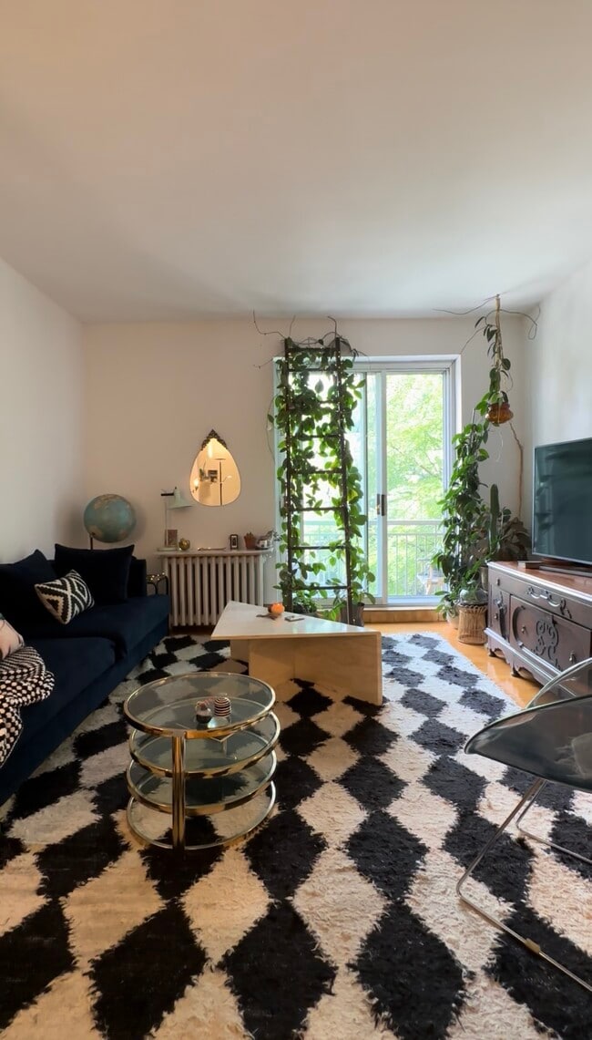 Photo du bâtiment - 5468 Rue Saint-Urbain